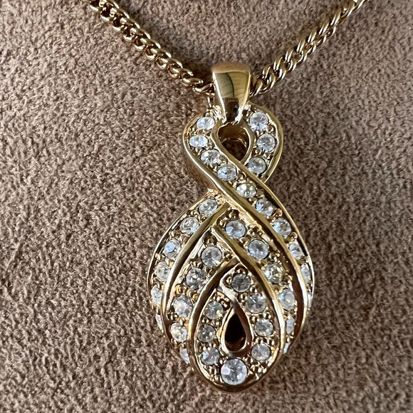 CD Gold Necklace - Picture 2 of 5